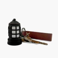Barebones Forest Lantern Keychain -Barebones ACS 820 ForestLanternKeychain PDP 04