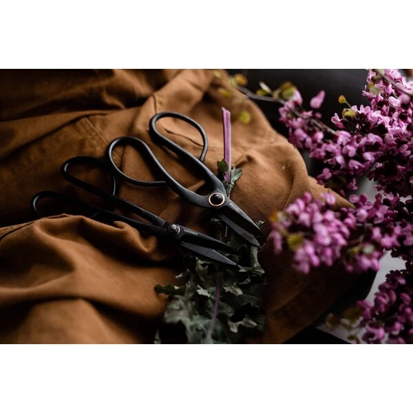 Barebones Artisan Plant Shears - Antique Finish, Ambidextrous Grip, Old-World Japanese Design 8 Barebones Artisan Plant Shears - Antique Finish, Ambidextrous Grip, Old-World Japanese Design - Image 7