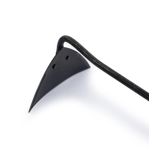 Barebones Walnut Triangle Hoe - Heat-treated 2CR13 Stainless Steel Blade 6 Barebones Walnut Triangle Hoe - Heat-treated 2CR13 Stainless Steel Blade - Image 4