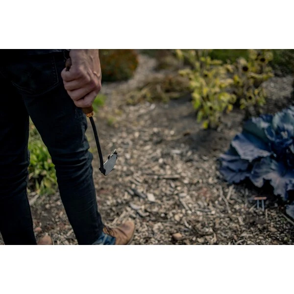 Barebones Japanese Weeding Hoe - Heat-treated 2CR13 Stainless Steel Blade 7 Barebones Japanese Weeding Hoe - Heat-treated 2CR13 Stainless Steel Blade - Image 5