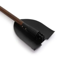 Barebones Folding Shovel - Lightweight And Durable Beechwood Handle - Manganese Steel Blade -Barebones Barebones20Systems20LLC HMSxx2100xx04xxOWxx99971e