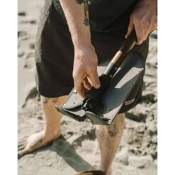 Barebones Folding Shovel - Lightweight And Durable Beechwood Handle - Manganese Steel Blade -Barebones Barebones20Systems20LLC HMSxx2100xx21xxLSxx89028f