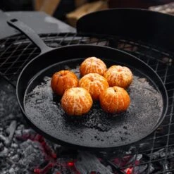 Barebones Cast Iron Skillet Griddle -Barebones CKW 320 SkilletGriddle 12 PDP 04