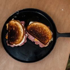 Barebones Cast Iron Skillet Griddle -Barebones CKW 320 SkilletGriddle 12 PDP 05