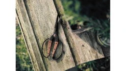 Barebones Large Scissors With Ambidextrous Grip -Barebones opplanet barebones large scissors wooden handle 4in heat treated stainless steel blade gdn 058 av 5